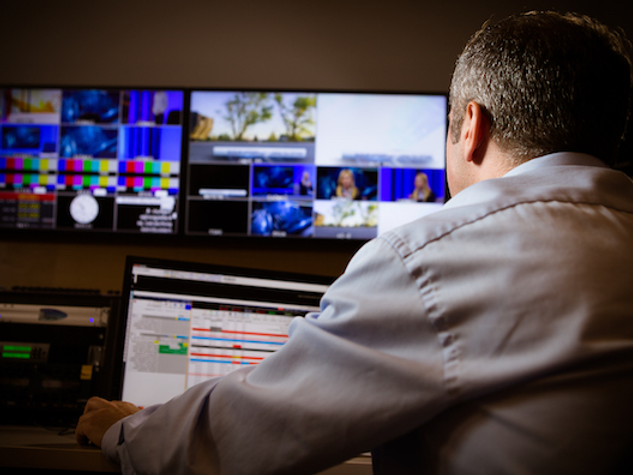 You are currently viewing How to Choose the Right Video Production Company in Orange County
